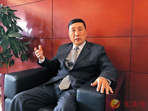 港珠澳大桥总设计师孟凡超接受专访。图片来源:香港《文汇报》 记者 马静/摄 点击进入下一页